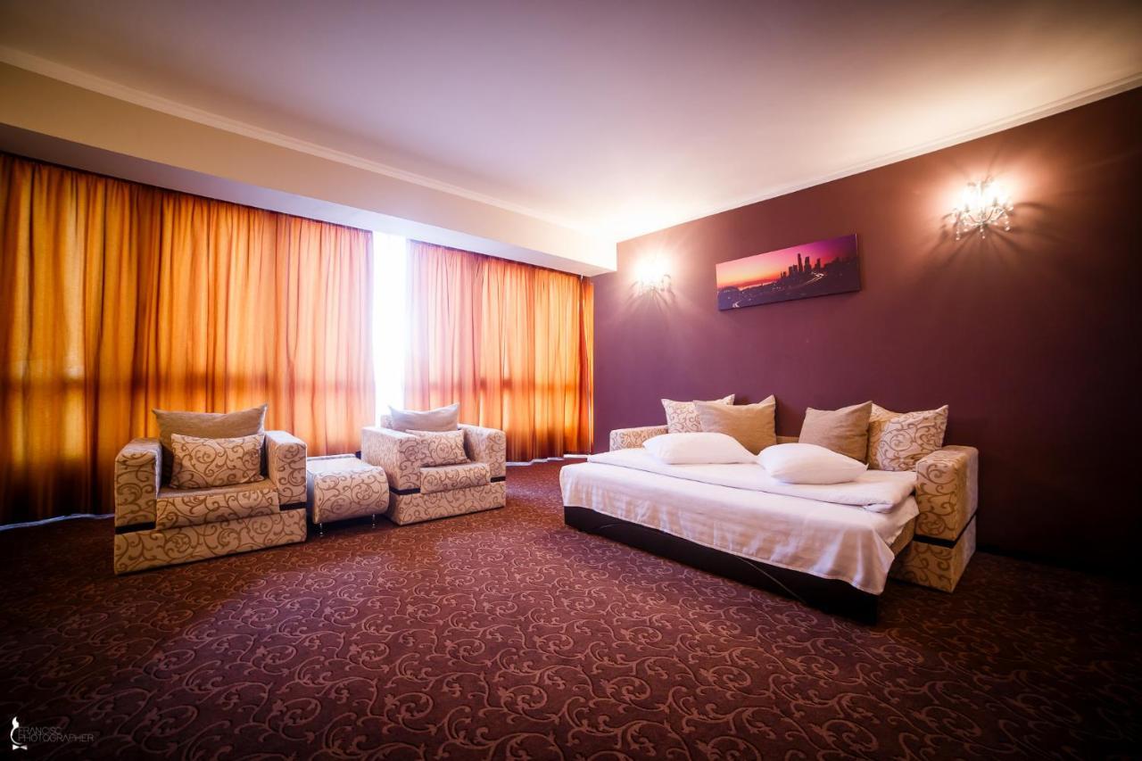 Hotel Ozana Bistrita  Ngoại thất bức ảnh